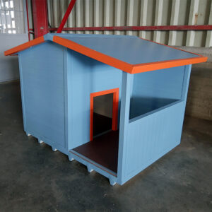 Σκυλόσπιτο με Μπαλκόνι και Δωμάτιο